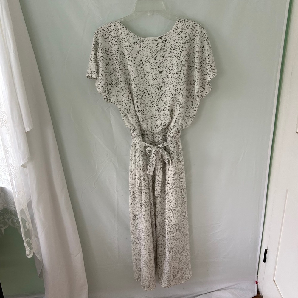Sienna Sky Polka Dot V Neck Midi Dress Belted Flutter Sleeve Women's M - Picture 4 of 4